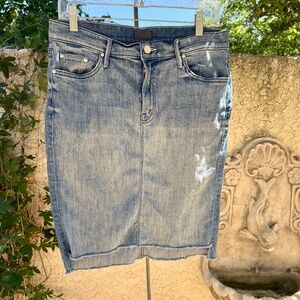 MOTHER Denim The Peg Step Fray Skirt size 28